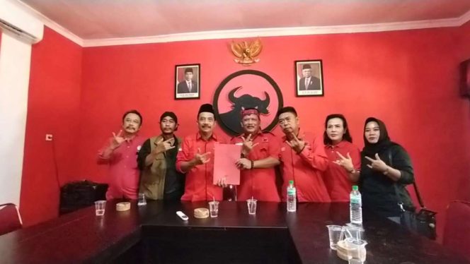 
					Kembalikan Formulir Bakal Calon Bupati ke Partai PDIP, Marhaen Djumadi Ingin Tuntaskan Tugasnya di Nganjuk