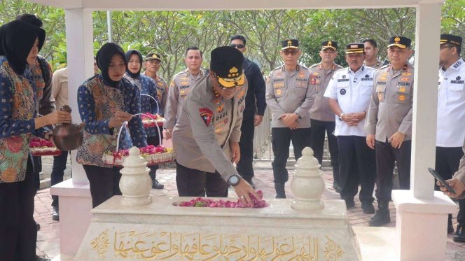 
					Polres Nganjuk Siangakan Ratusan Personel, Amankan Kunjungan Wakapolri Tinjau Museum Marsinah
