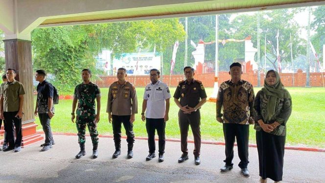
					Perkuat Sinergi dan Pencegahan Permasalahan Hukum, Pemkab Nganjuk Gelar Silaturahmi Forkopimda dengan Kepala Desa se-Kabupaten Nganjuk