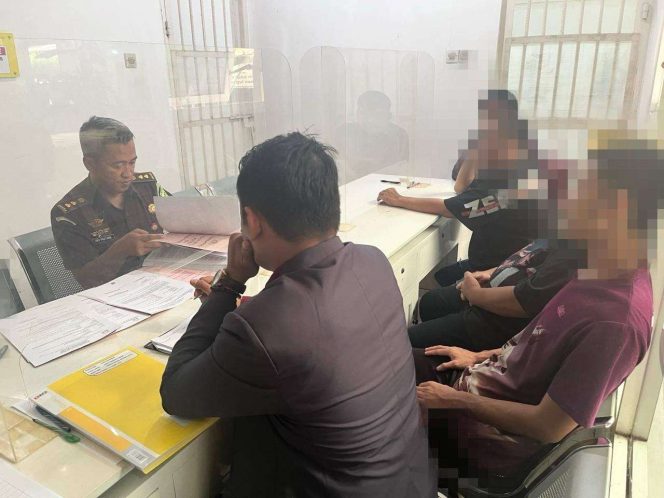 
					Kejaksaan Negeri Nganjuk Terima Pelimpahan Tahap II Perkara Penyalahgunaan LPG Bersubsidi