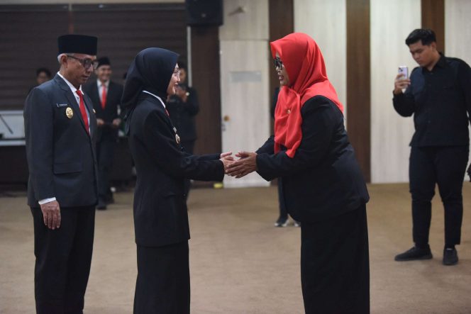
					Wali Kota Kediri Lantik Pj Sekda, Tekankan Integritas dan Optimalisasi Pelayanan Publik
