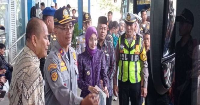 
					Ramp Check Kendaraan Mudik Lebaran di Kediri: Keselamatan Pemudik Jadi Prioritas