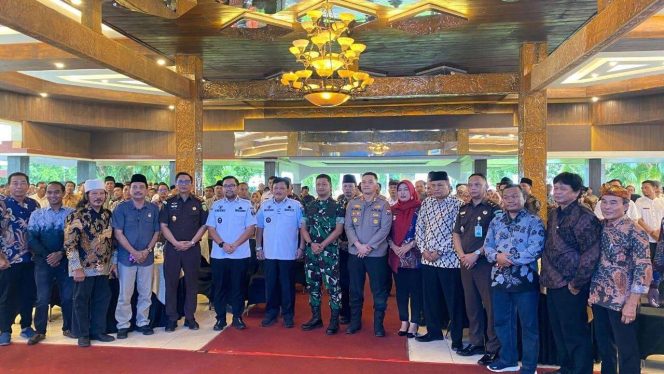 
					Cegah Permasalahan Hukum,  Pemkab Nganjuk Gelar Silaturahmi dengan Kepala Desa