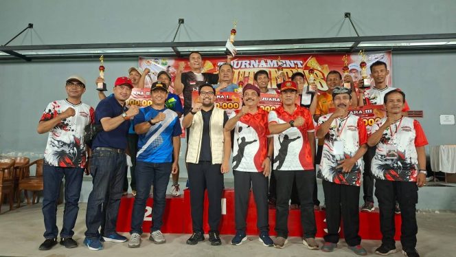 
					Peringati Hari Jadi Nganjuk ke-1089, Turnamen Bulutangkis Piala Ketua DPRD Jadi Ajang Gali Potensi Atlet Muda